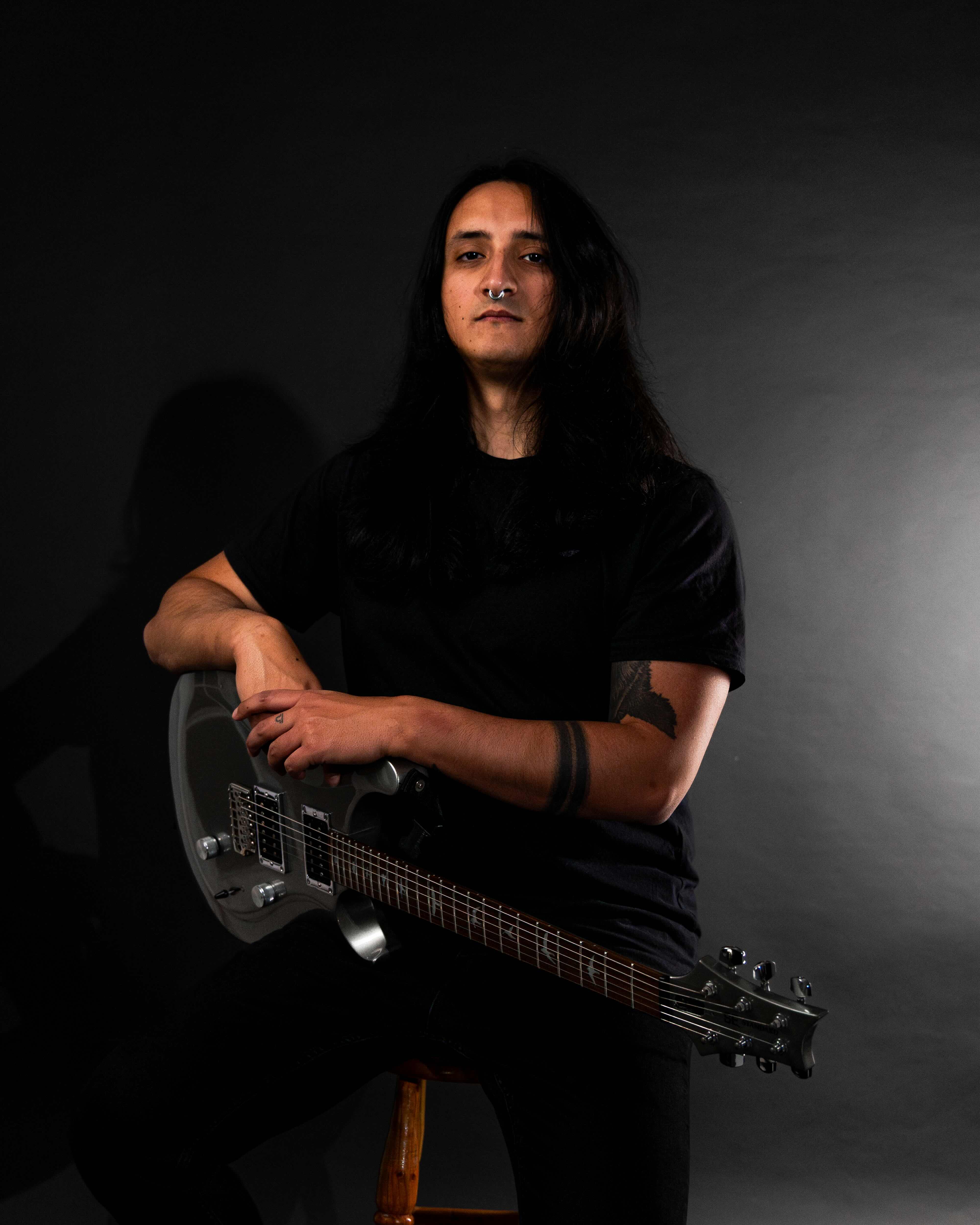Cris with his PRS